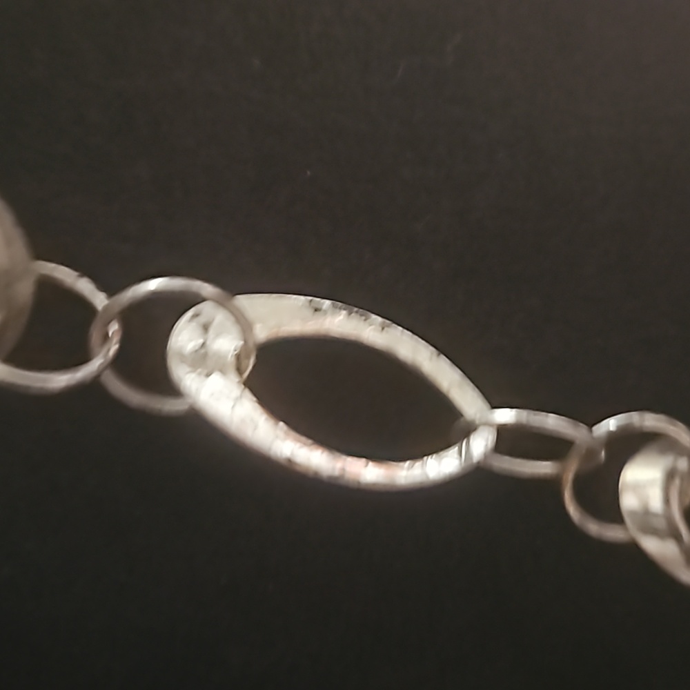 Lot of Costume Silver Jewelry - Picture 6 of 9